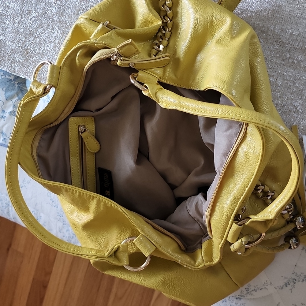 Handbag - Picture 3 of 3
